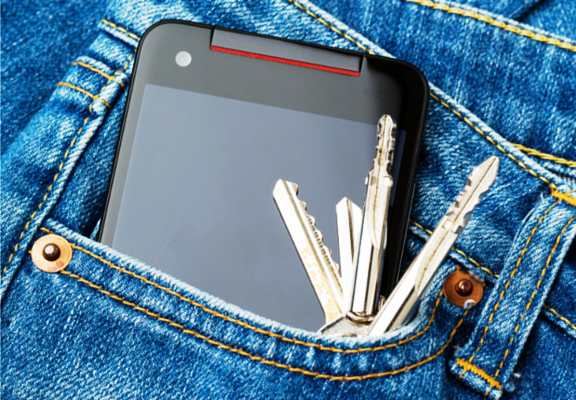 3 Surprising Reasons to Deploy Beacons Smartphone in your back pocket